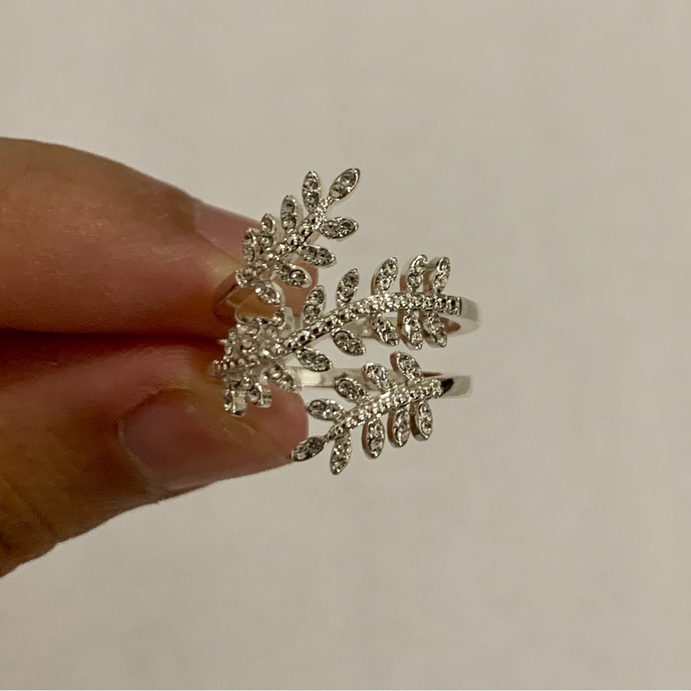 Diamond Leaf Silver Plated Ring Size 8 - image 2